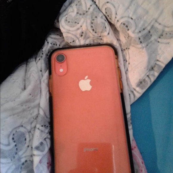 Iphone XR - Picture 3 of 6